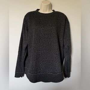 Leopard Dark Gray/Black Patterned Crewneck Sweatshirt
